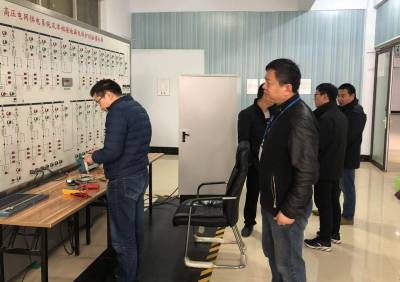 ZL2021.jpg ZL2021.jpg